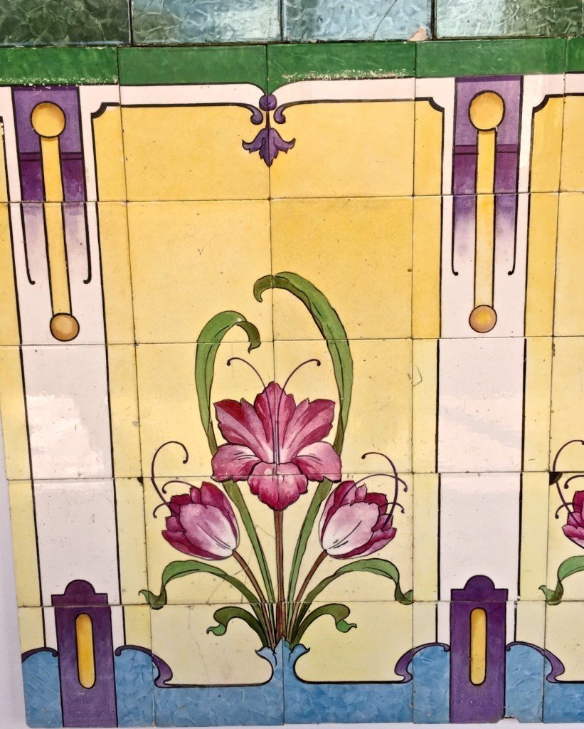 An Art Deco tile design in Portugal
