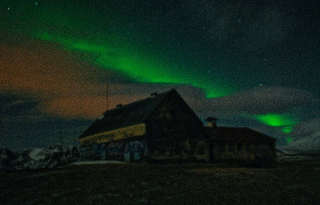 A photo of the Northern Lights in Iceland taken following the instructions in this article