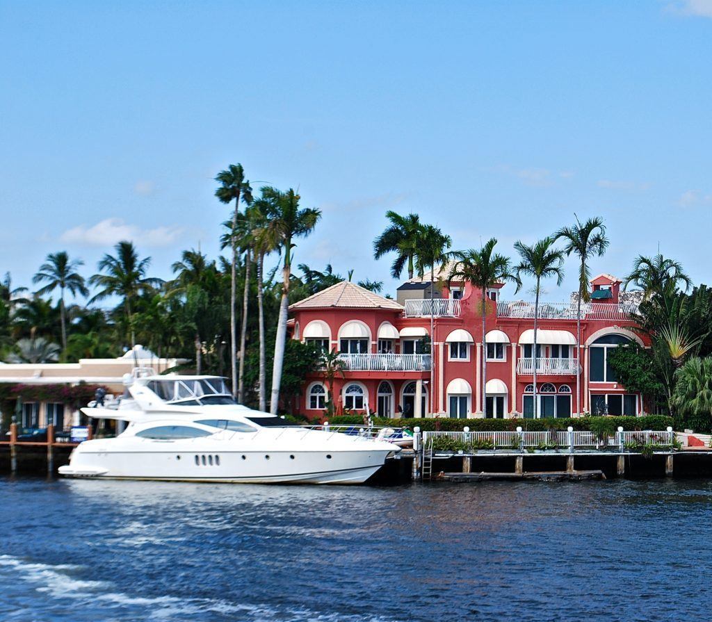 Large private home on a Fort Lauderdale canal and a private boat
