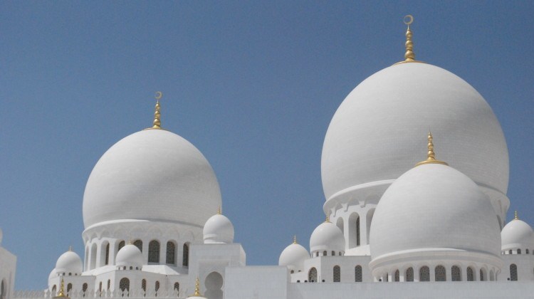 The Grand Mosque in Abu Dhabi is as advertised – grand!