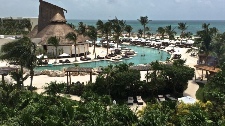 The Pros and Cons of all-inclusive resorts